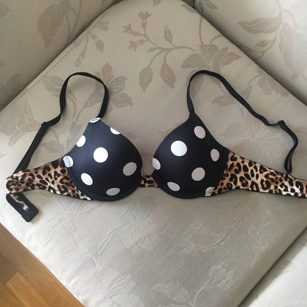 Pink by Victoria’s Secret Bra 34A
